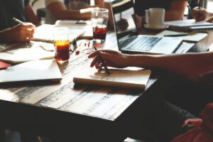 Złota Strategia SEO na 2024: Jak Wznieść Swoją Widoczność w Internecie?